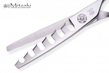 Skulptierschere: Mitzaki - "SOFTER F2" in 5,5 - 5.75 oder 6.0 Zoll, 6 Prismen auf der Kammseite, Schneiden aus 440C Japanstahl,  Ergoform, für den Künstler am Haar, ideal für Backward Slicing